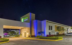 Holiday Inn Express San Jose Airport